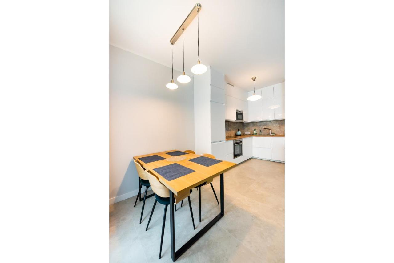 Royal Garden Wilanow Apartment 바르샤바 외부 사진