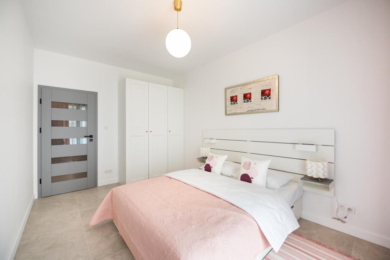 Royal Garden Wilanow Apartment 바르샤바 외부 사진